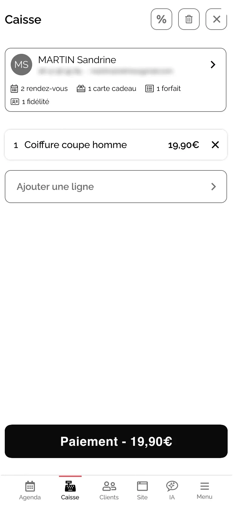 Caisse RDV360 sur mobile : ticket d’une cliente fidèle et bouton de paiement